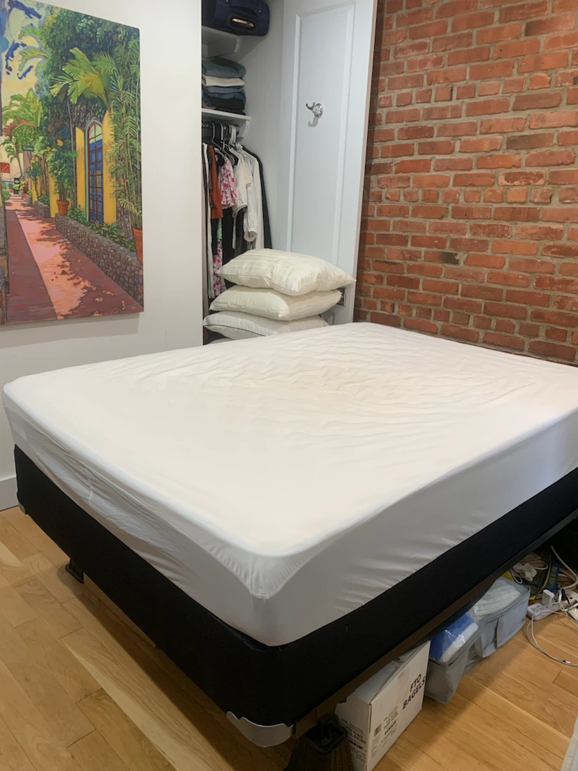 Full size bed frame, box spring & mattress