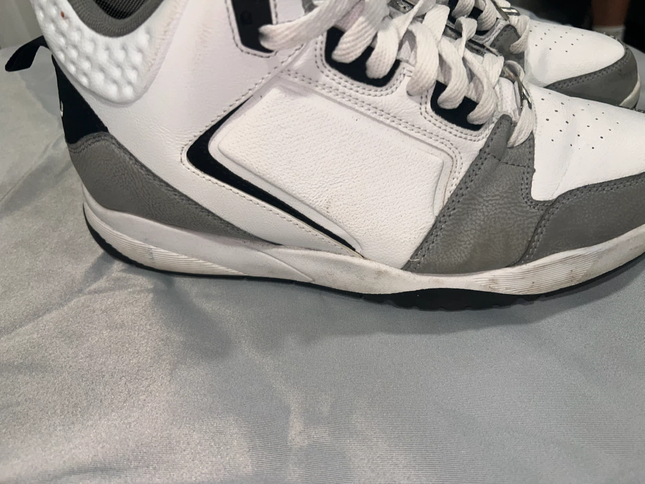 FUBU White & Grey Basketball Sneakers - photo 4