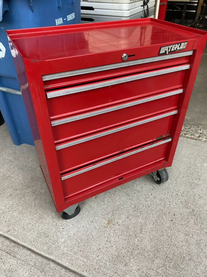 Waterloo tool chest