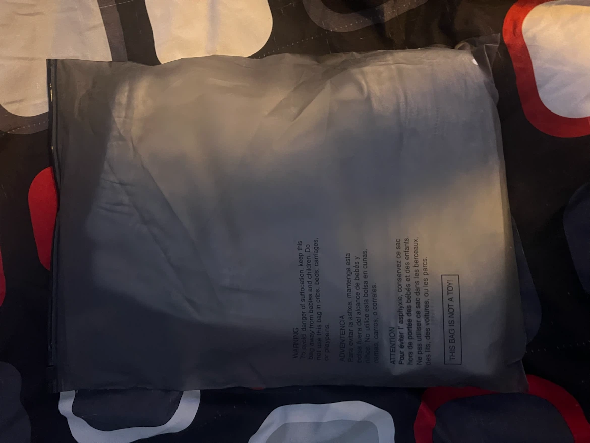 ESSENTIALS Fear of God Shorts - photo 3