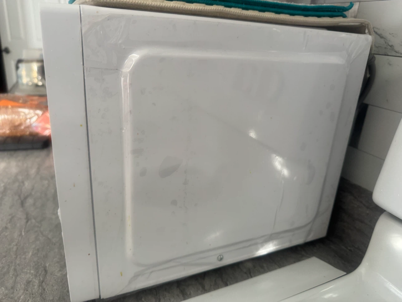 Vissani 1.1 cu. ft. Countertop Microwave Oven - White - photo 3