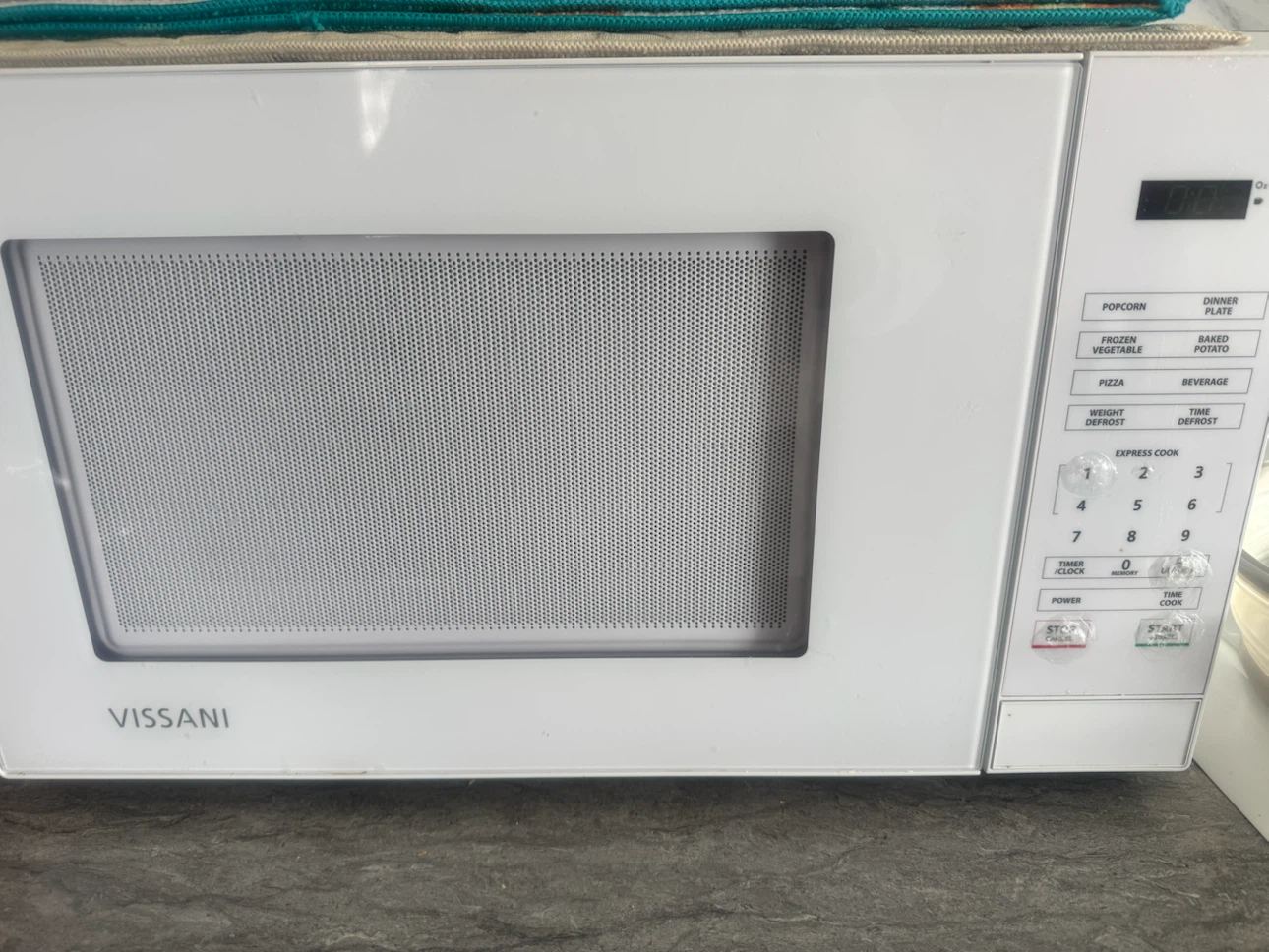 Vissani 1.1 cu. ft. Countertop Microwave Oven - White