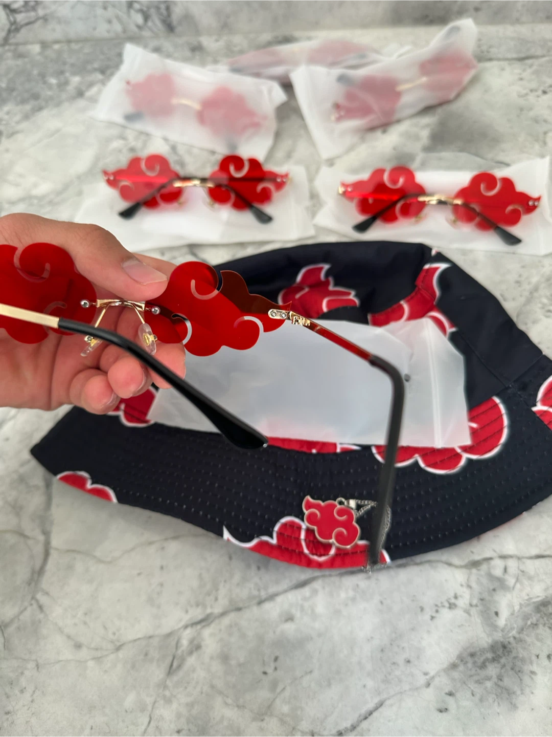 Cloud Shaped Sunglasses and Bucket Hat Set - photo 4