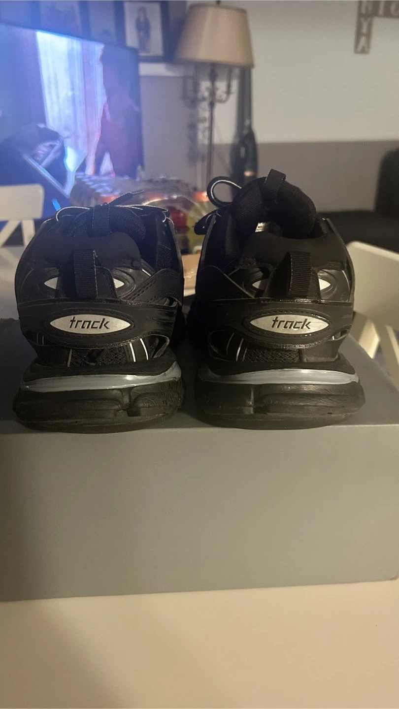 LED Balenciaga Tracks *SALE* - photo 3