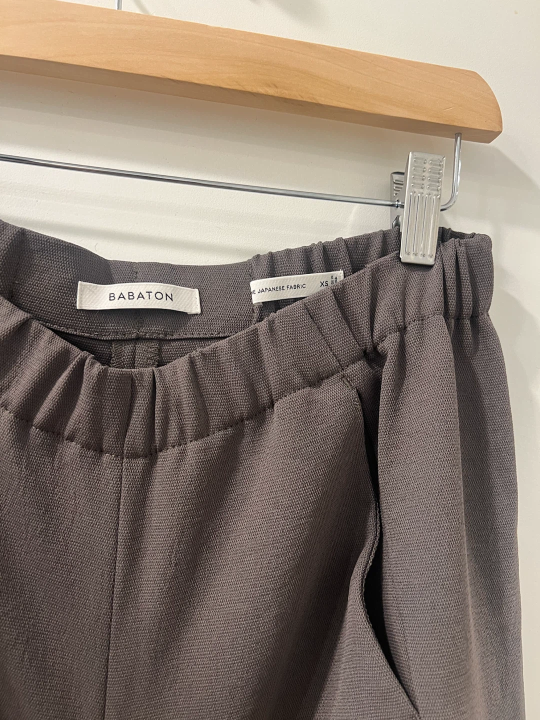 Aritzia Babaton Dress Pant - Size XS - photo 2