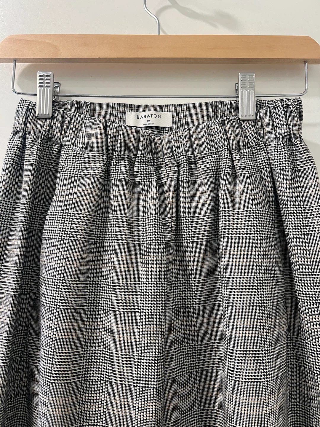 Aritzia Babaton Dress Pant - Size XS - photo 2