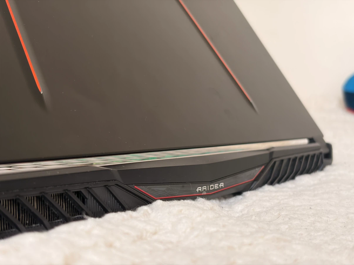 MSI GE75 Raider Gaming Laptop — i9-9th Gen / 32GB / RTX2080 - photo 5