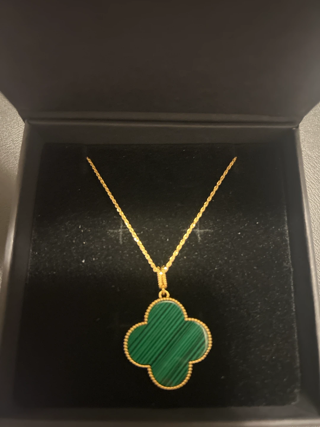 Gold 18k Clover Necklace with Green Pendant - photo 2