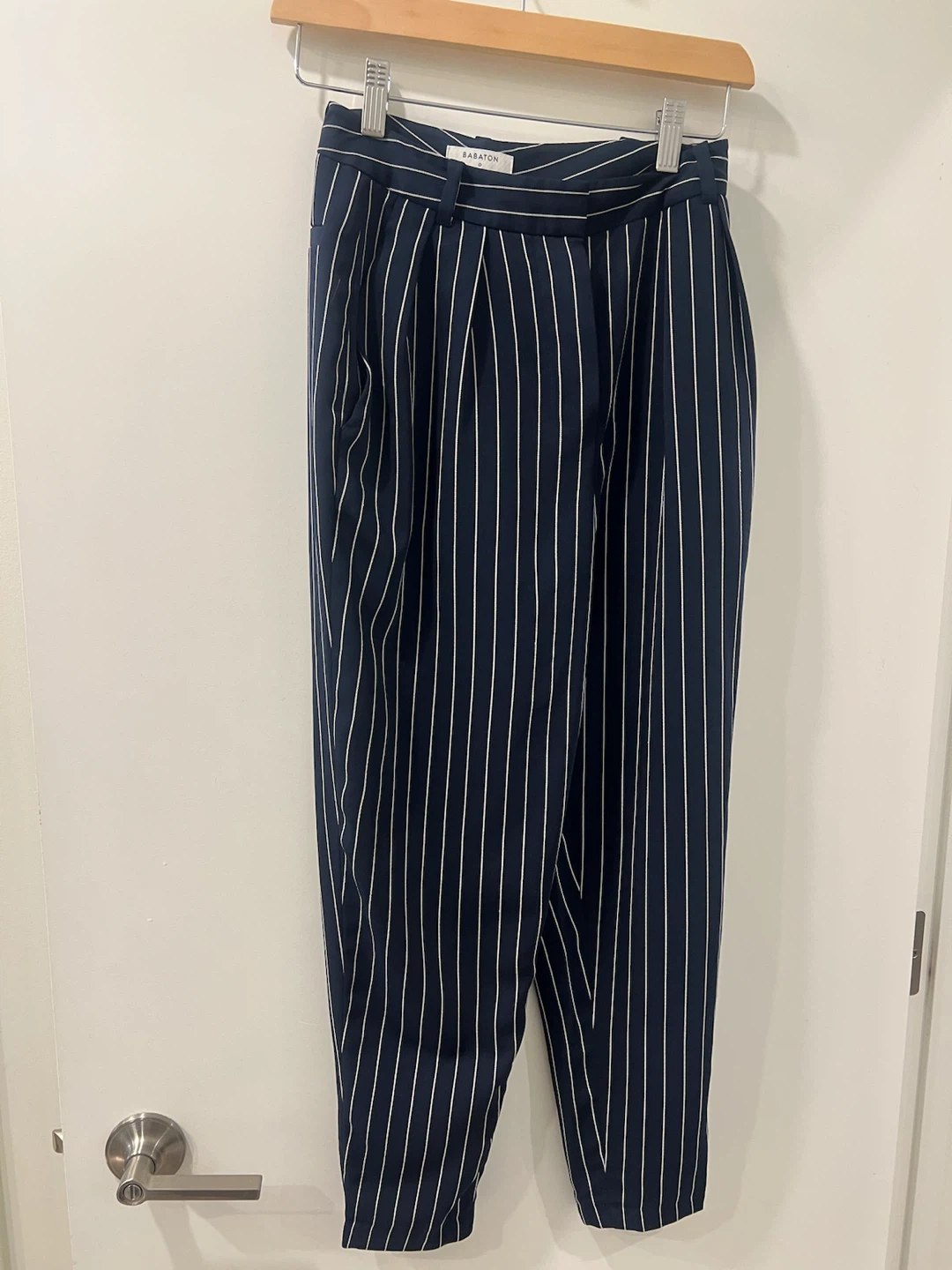 Aritzia Babaton Dress Pant - Size 0
