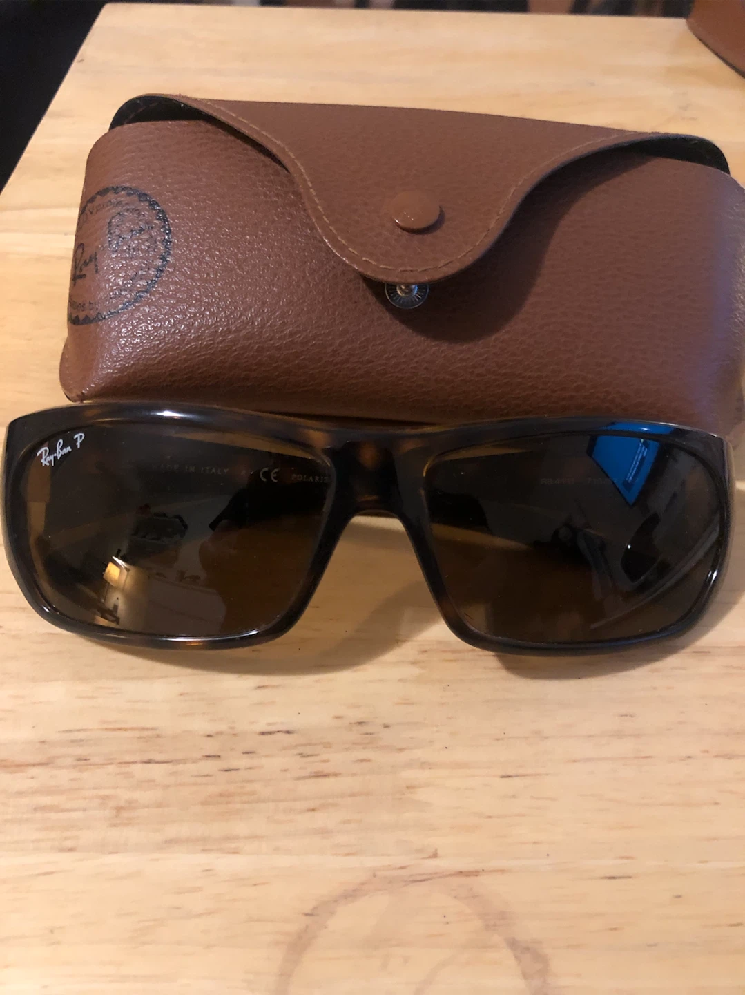 Ray-Ban Polarized Sunglasses - Tortoise Shell