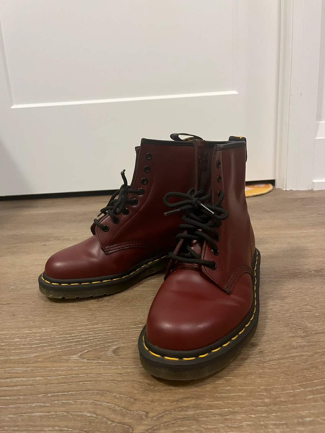 EU 39 Dr. Martens Classic 1460 Boots
