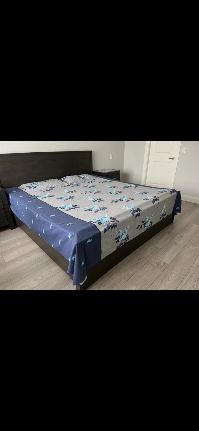 Queen Size Floral Bedspread