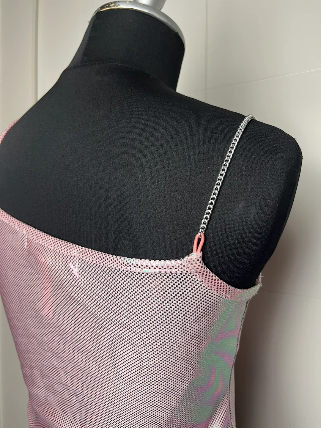 Pink Mesh Tank Top with Chain Strap - photo 3