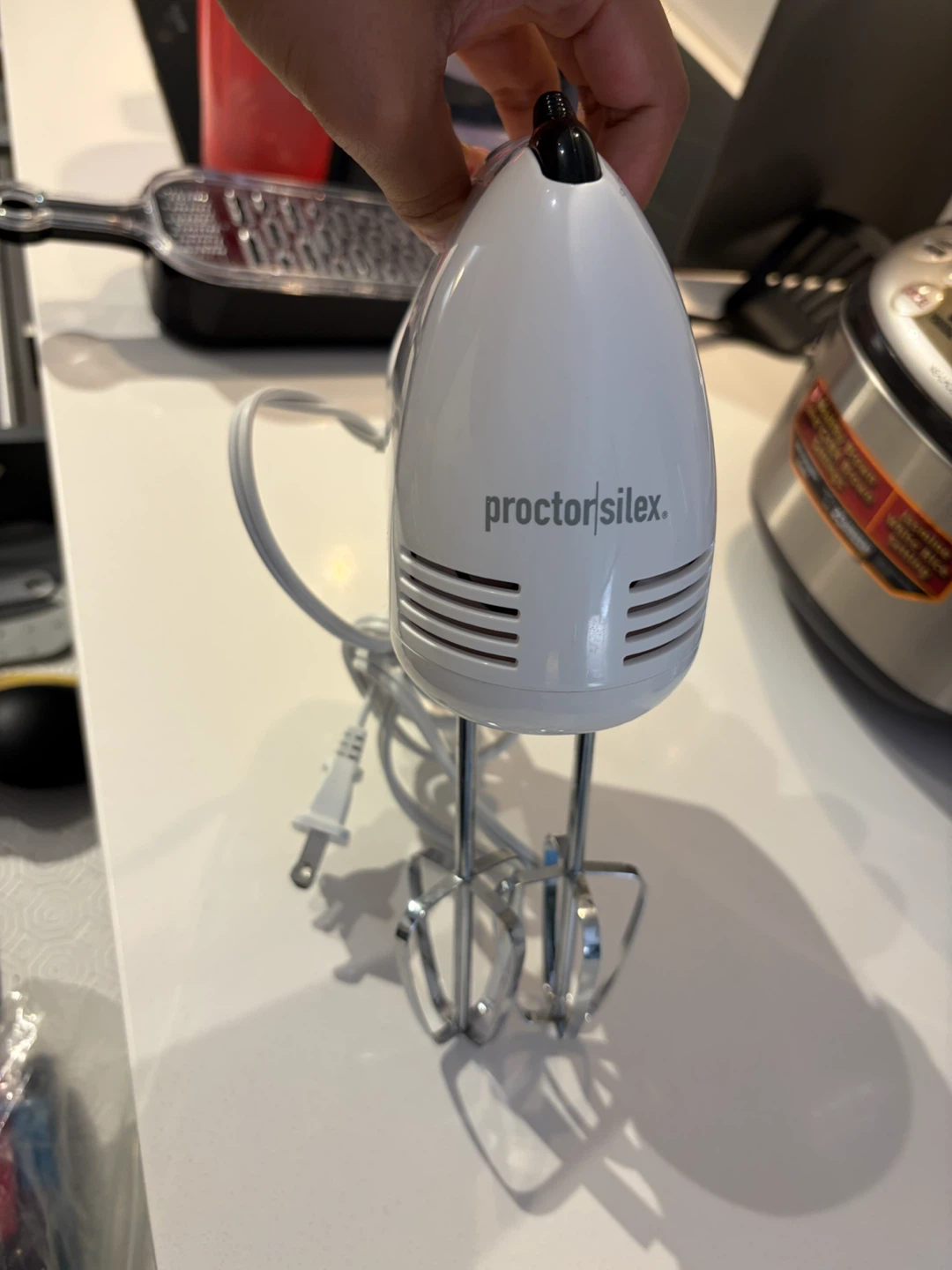 Proctor Silex White Hand Mixer - photo 2
