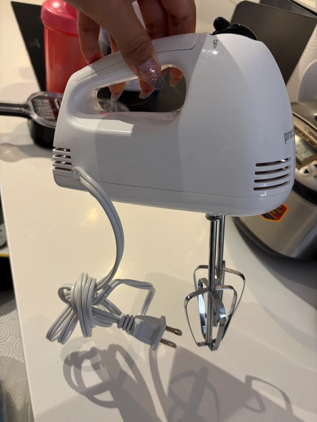 Proctor Silex White Hand Mixer - photo 3