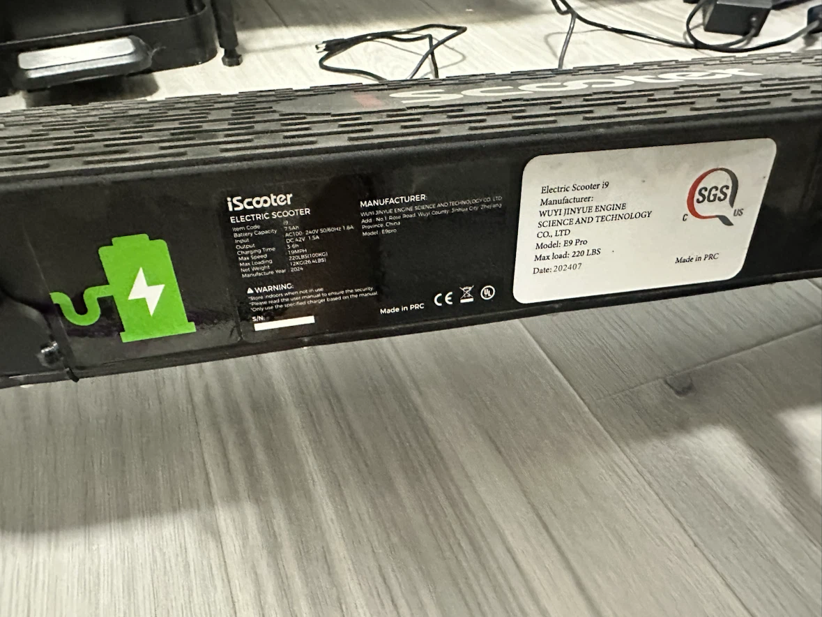 iScooter i9 Electric Scooter-need to replace battery - photo 3