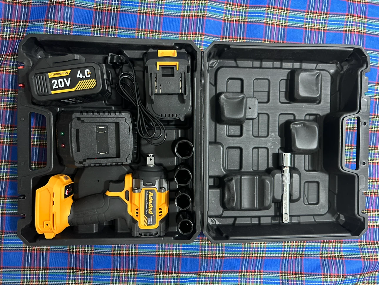 Cordless Impact Wrench Kit - photo 2
