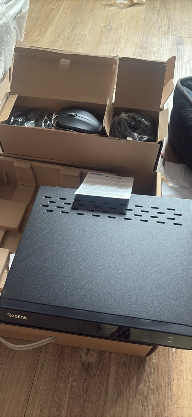 Reolink NVR System with Mouse and Cables