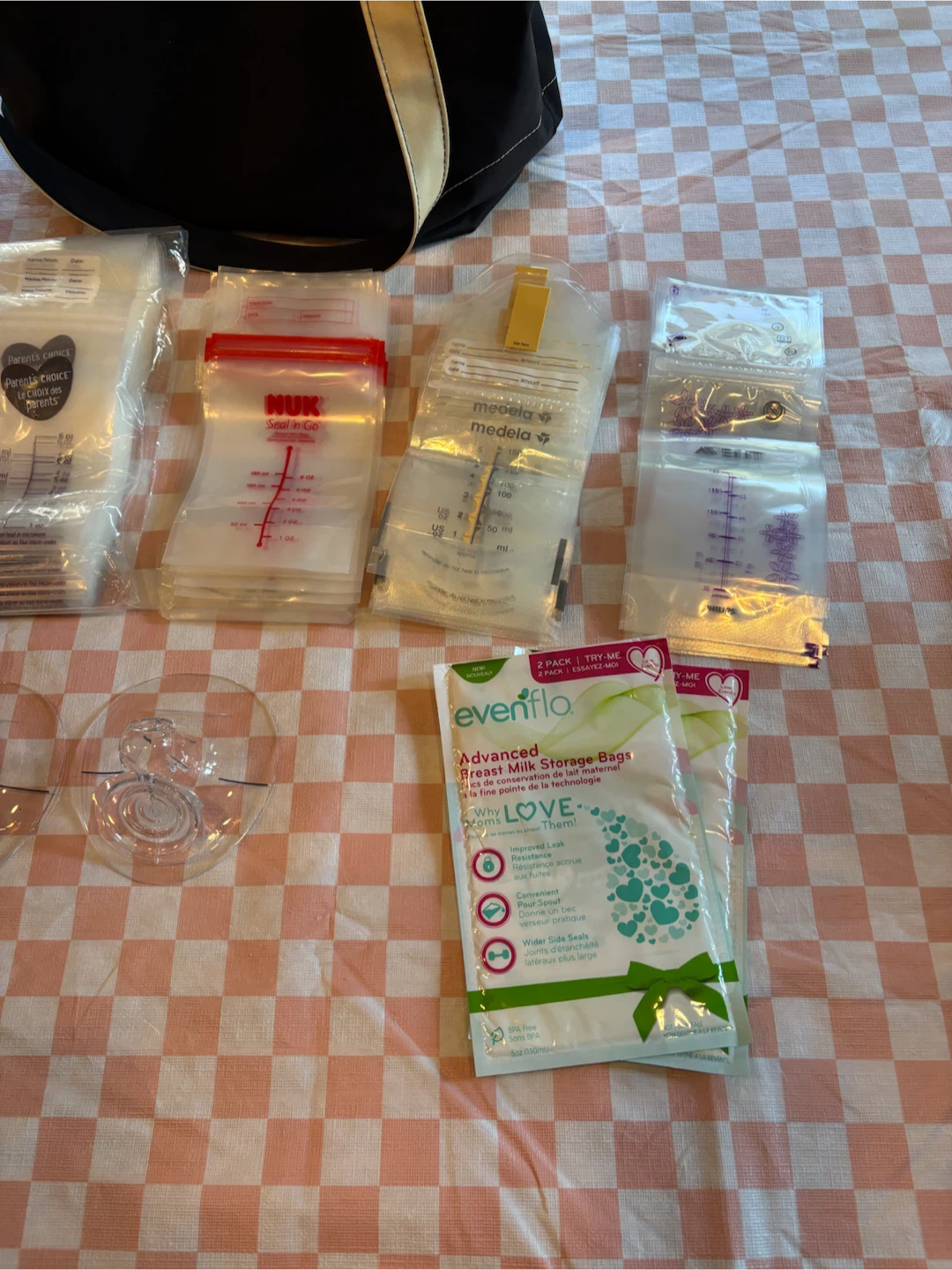 Elvie breast pump and accessories - photo 2