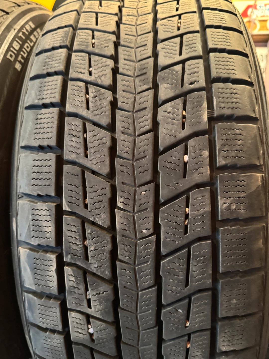 Jeep SRT Rims with Winter Tires X 4 - photo 2