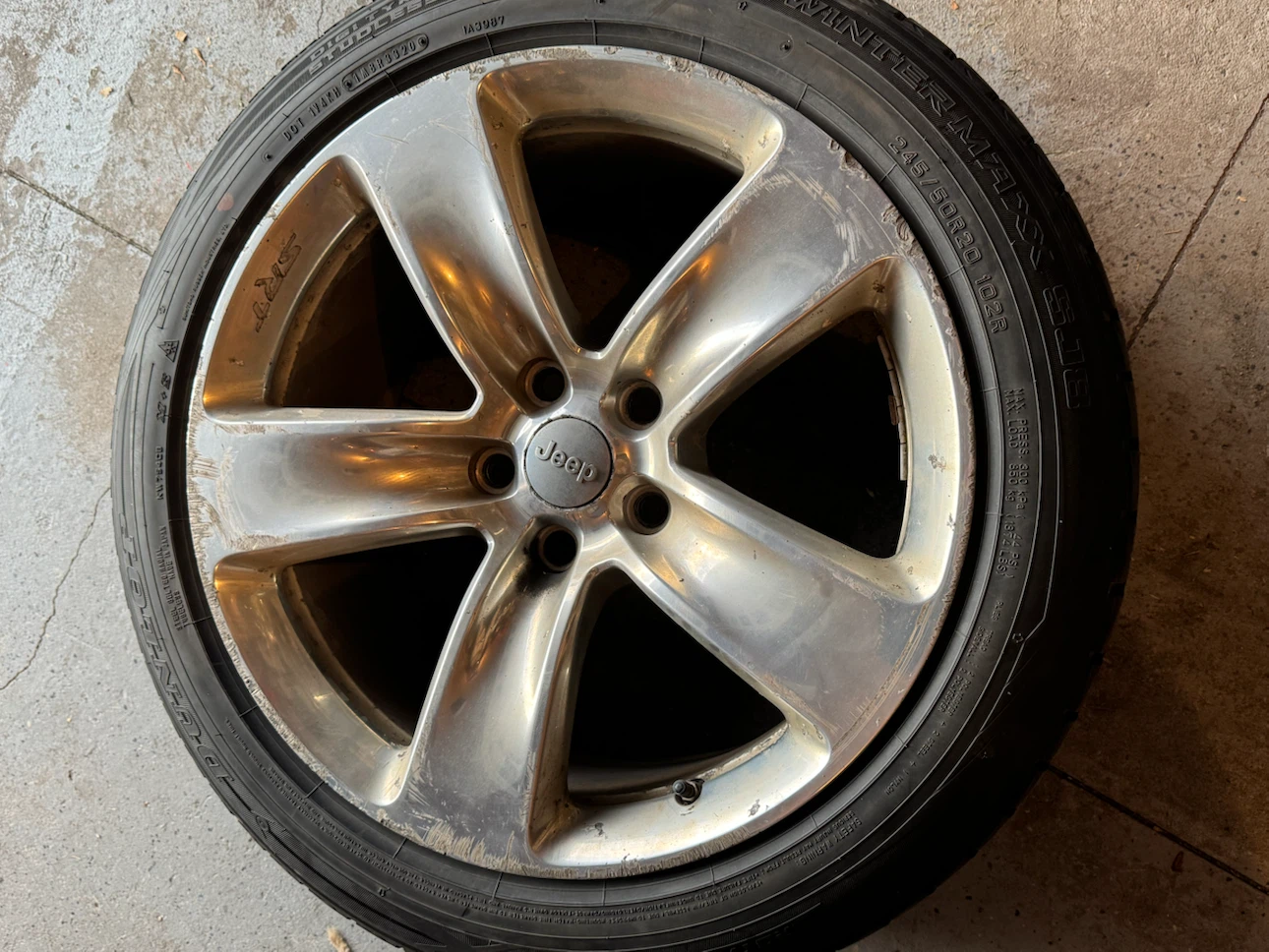 Jeep SRT Rims with Winter Tires X 4 - photo 4