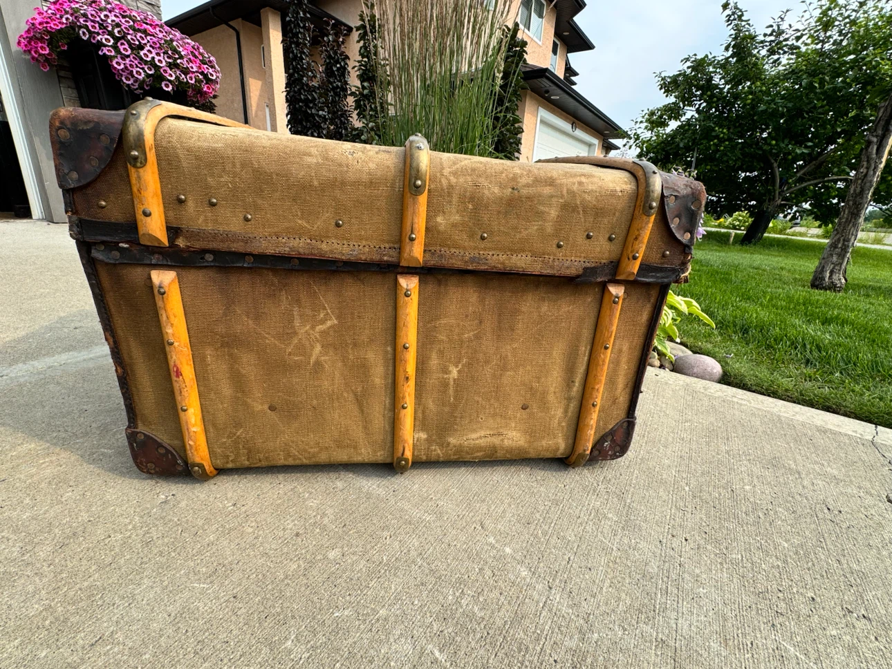 Vintage Trunk Luggage W30” x D19” x H19” - photo 4