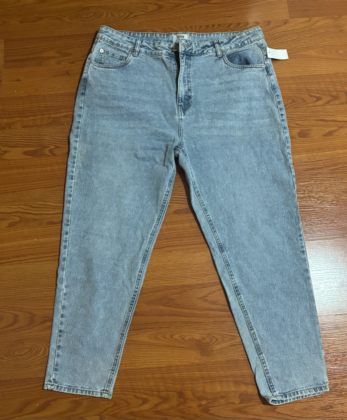 MOM Jeans - Light Wash Denim