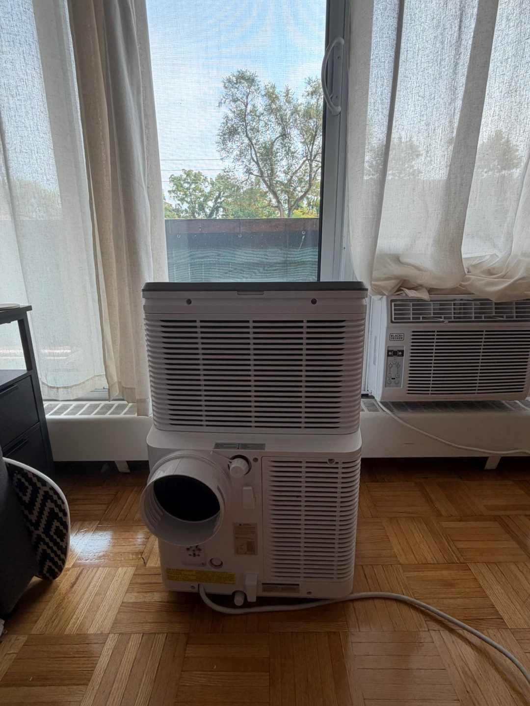 Frigidaire Portable Air Conditioner - photo 2