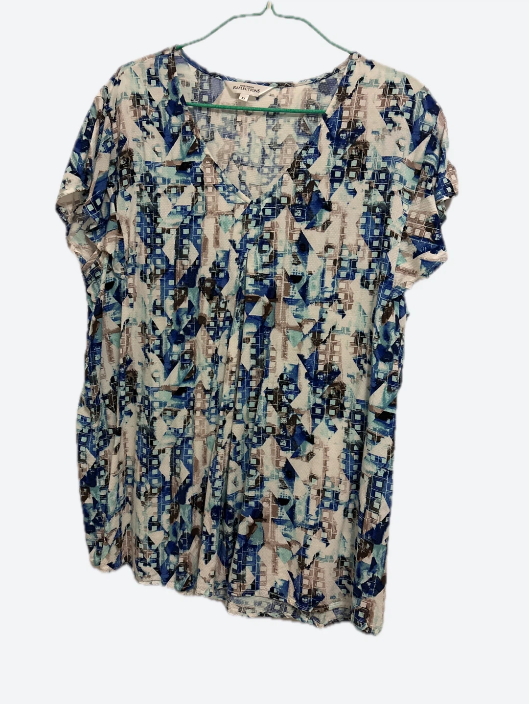 Reflections Women's Printed V-Neck Top