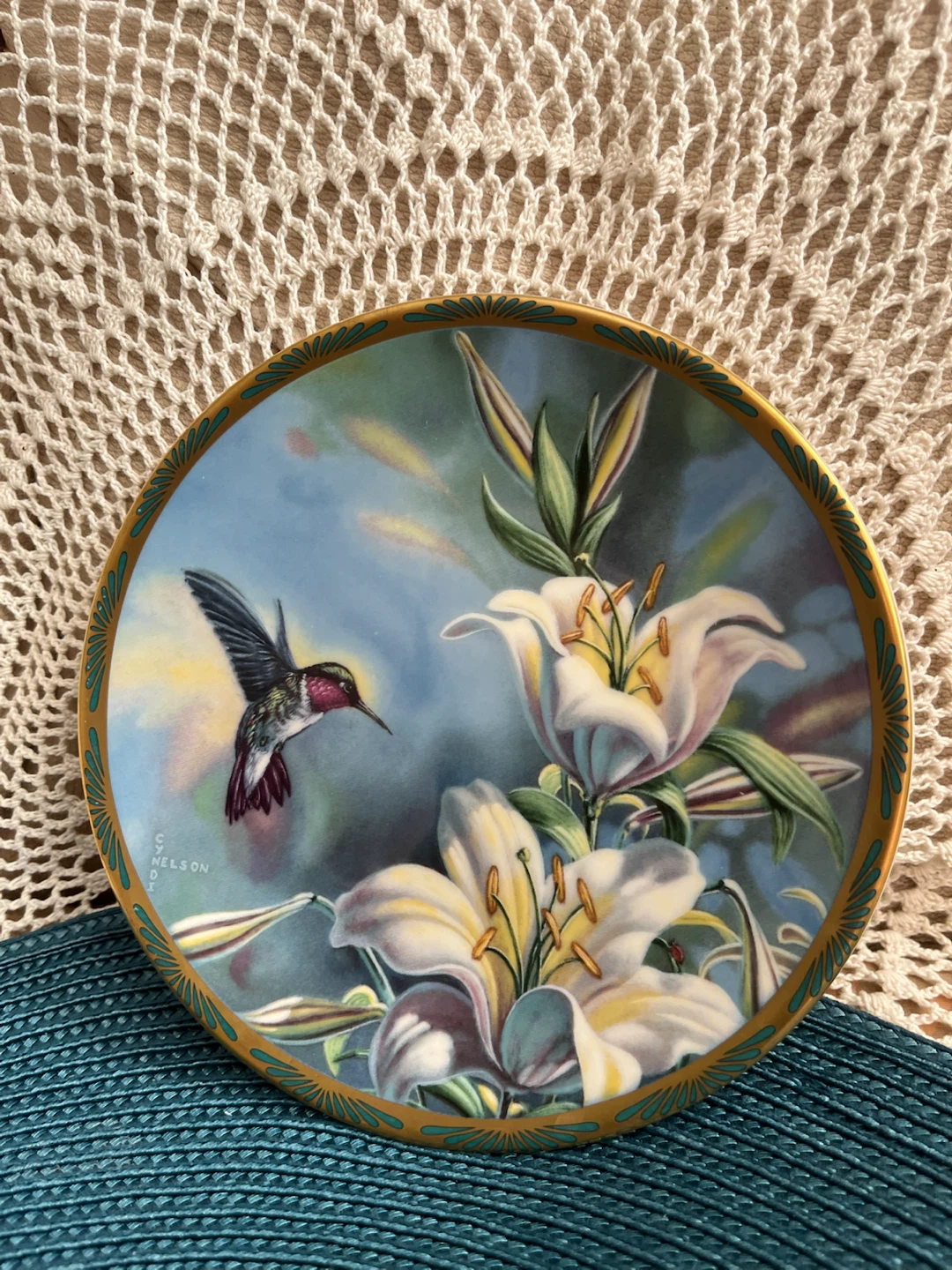 Vintage Collector’s Plate- Pickard Hummingbird/ Lilies, 1989 - photo 5