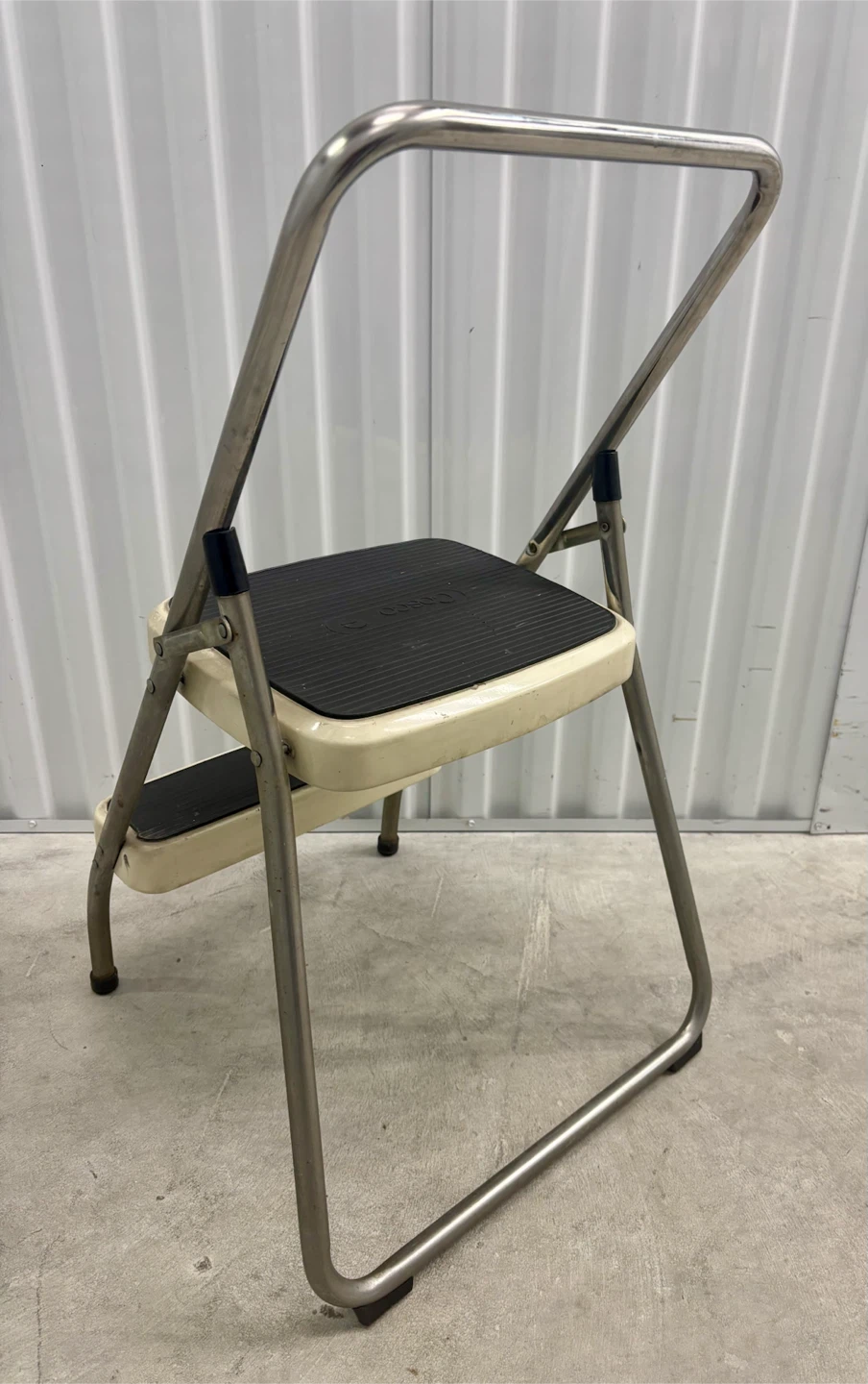 Cosco 2-Step Step Stool Ladder - photo 3