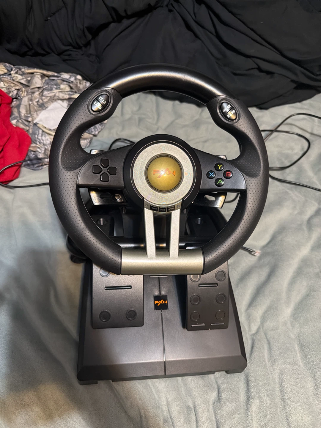 Xbox series X, PC or PS5 steering wheel with pedal