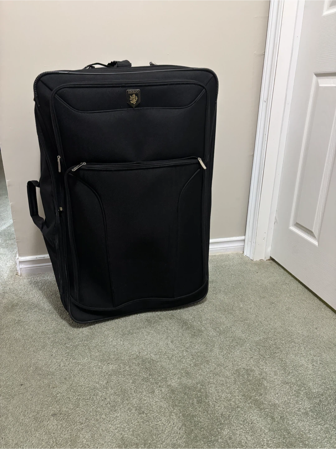 Black Samsonite Rolling Suitcase