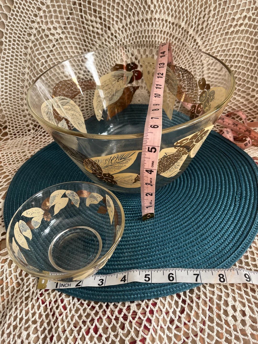 Vintage Glass Bowl Set with Leaf Pattern (Chips n’ Dip set) - photo 3