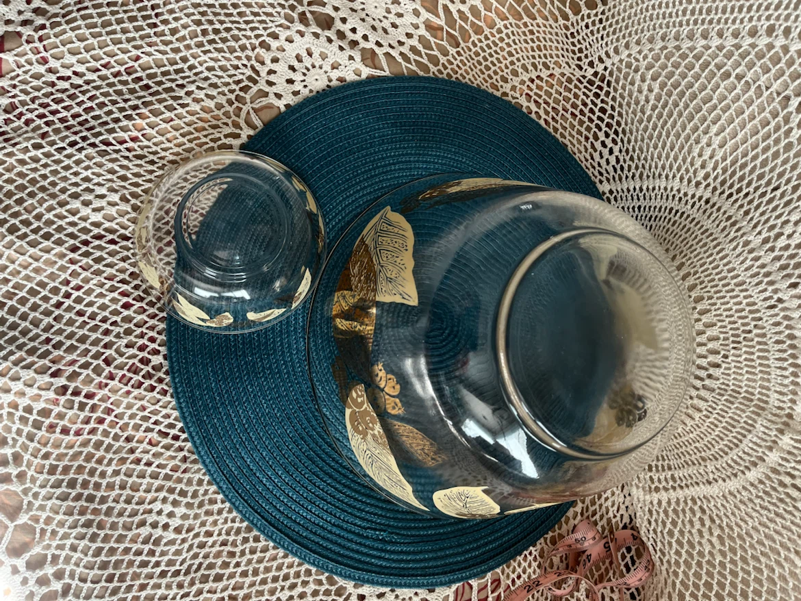 Vintage Glass Bowl Set with Leaf Pattern (Chips n’ Dip set) - photo 4