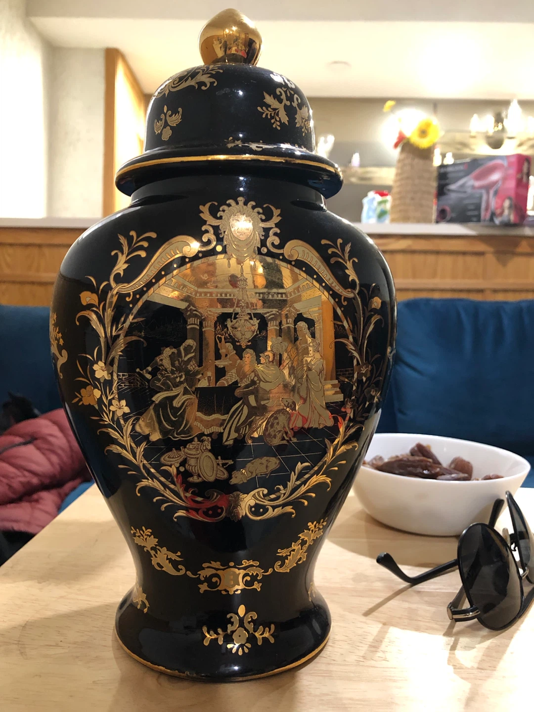 Vintage Decorative  vase with lid - photo 2