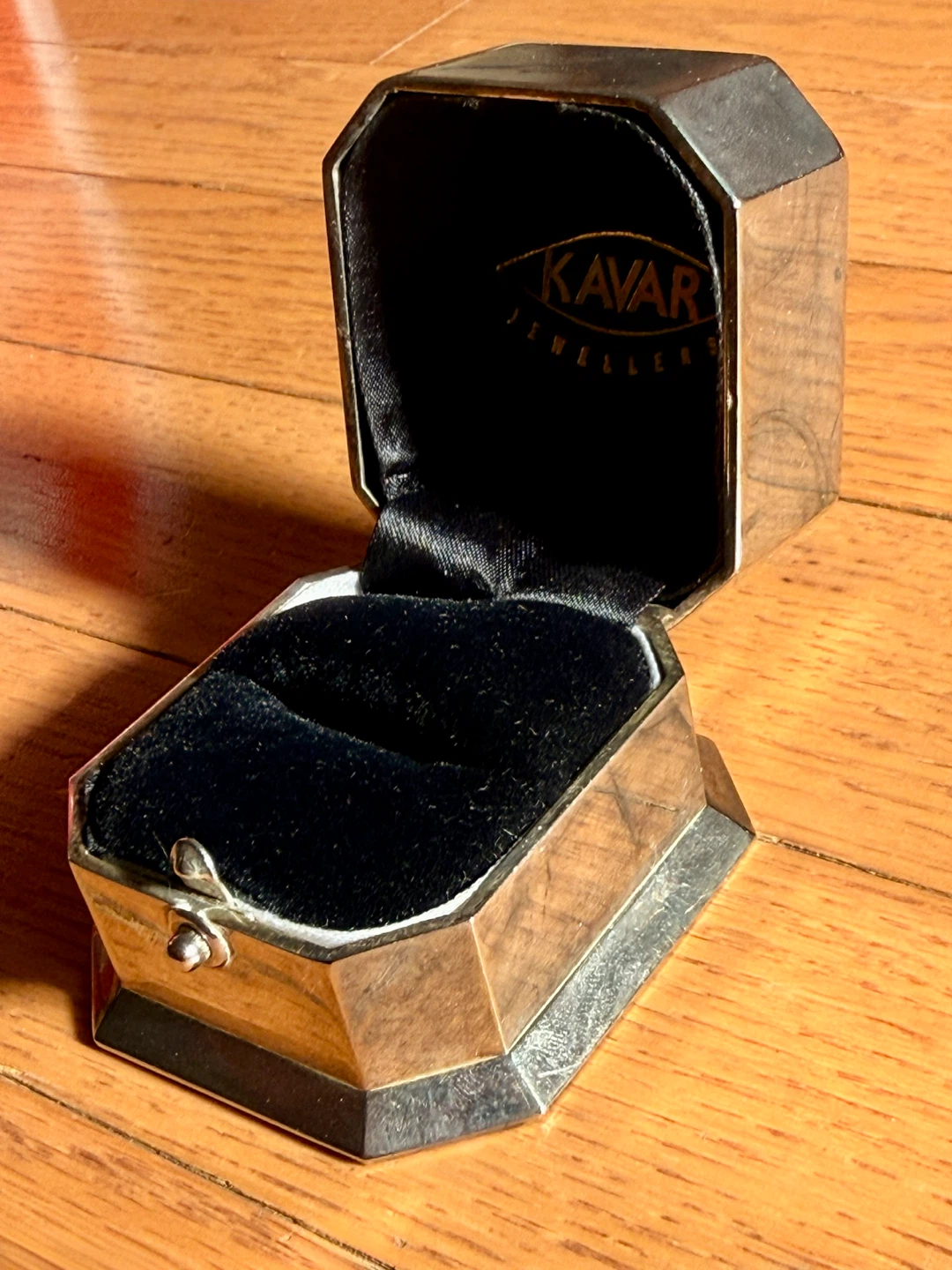 Vintage Silver Ring Box Kavar Jewellers (Looks like Birks) - photo 2
