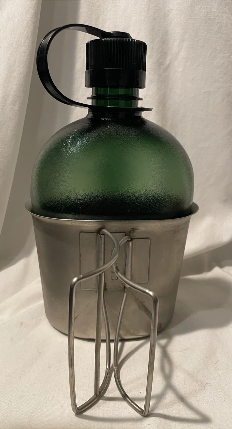 Nalgene Canteen & Canadian Army Canteen Cup (Stamped CAN) - photo 4