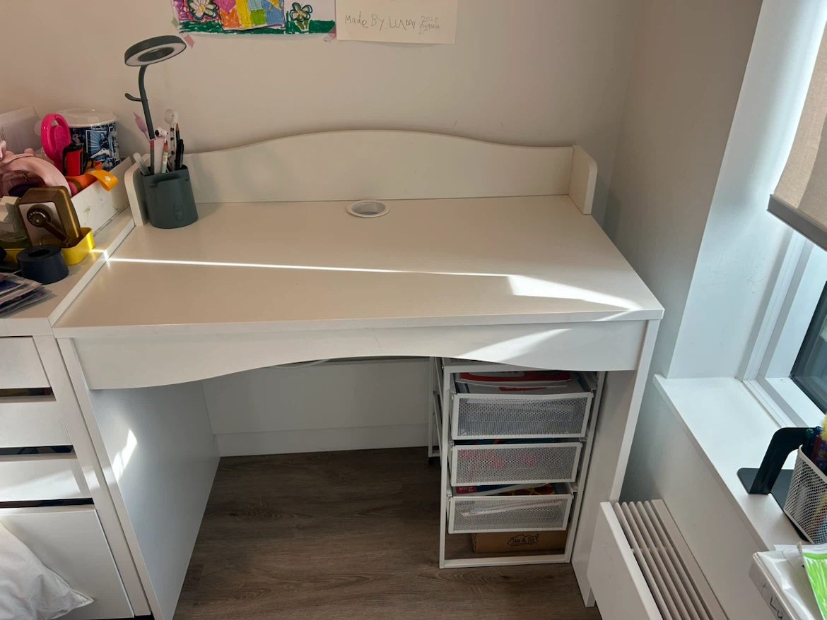 IKEA SMÅGÖRA Desk - photo 2