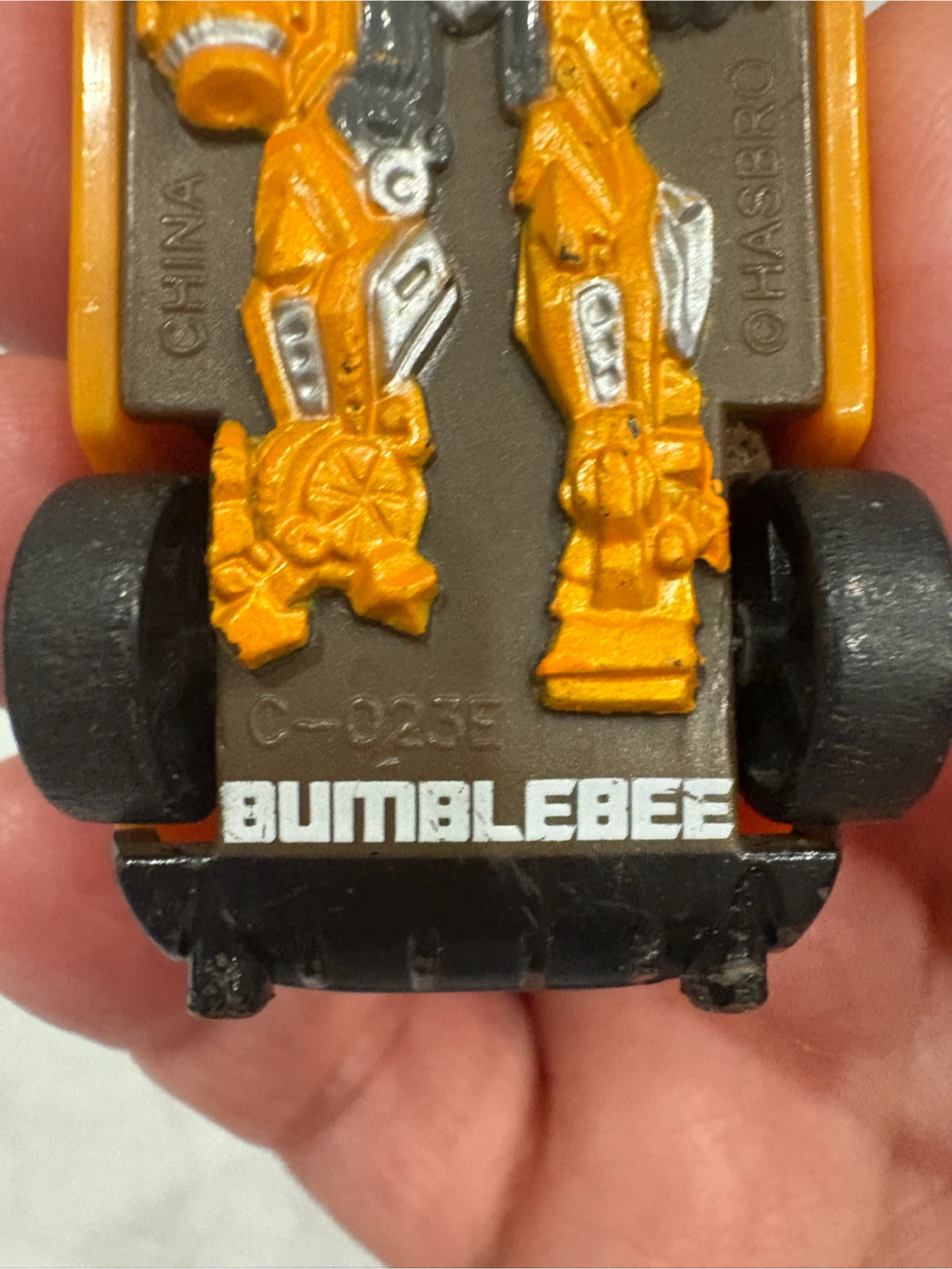 Rare 2009 Hasbro Transformers Bumblebee Car - photo 3