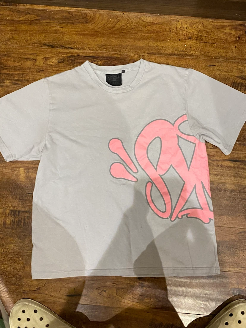 Syna world T-Shirt Size M