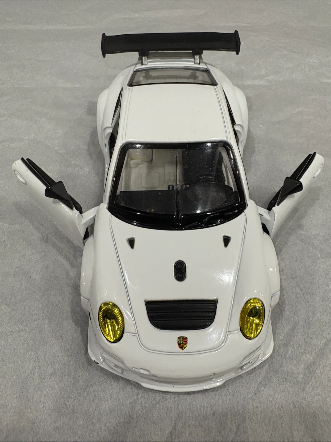 White Porsche 911 GT3 RSR Toy Car