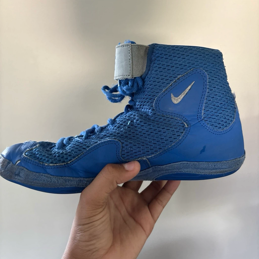 blue nike inflict wrestling shoes 7.5 mens - photo 5