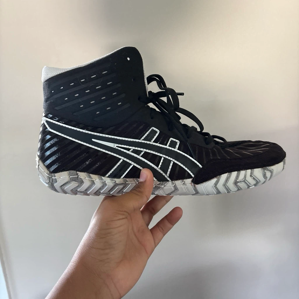 ASICS Wrestling Shoes - photo 2