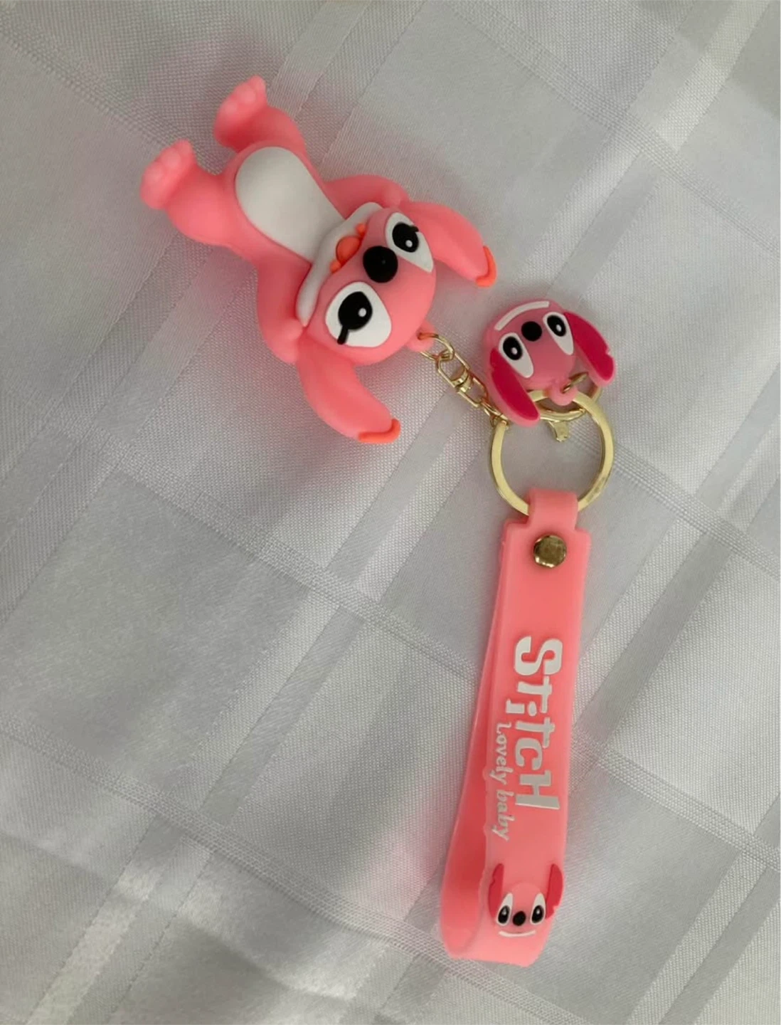 Hello Kitty and Stitch Keychains - photo 4
