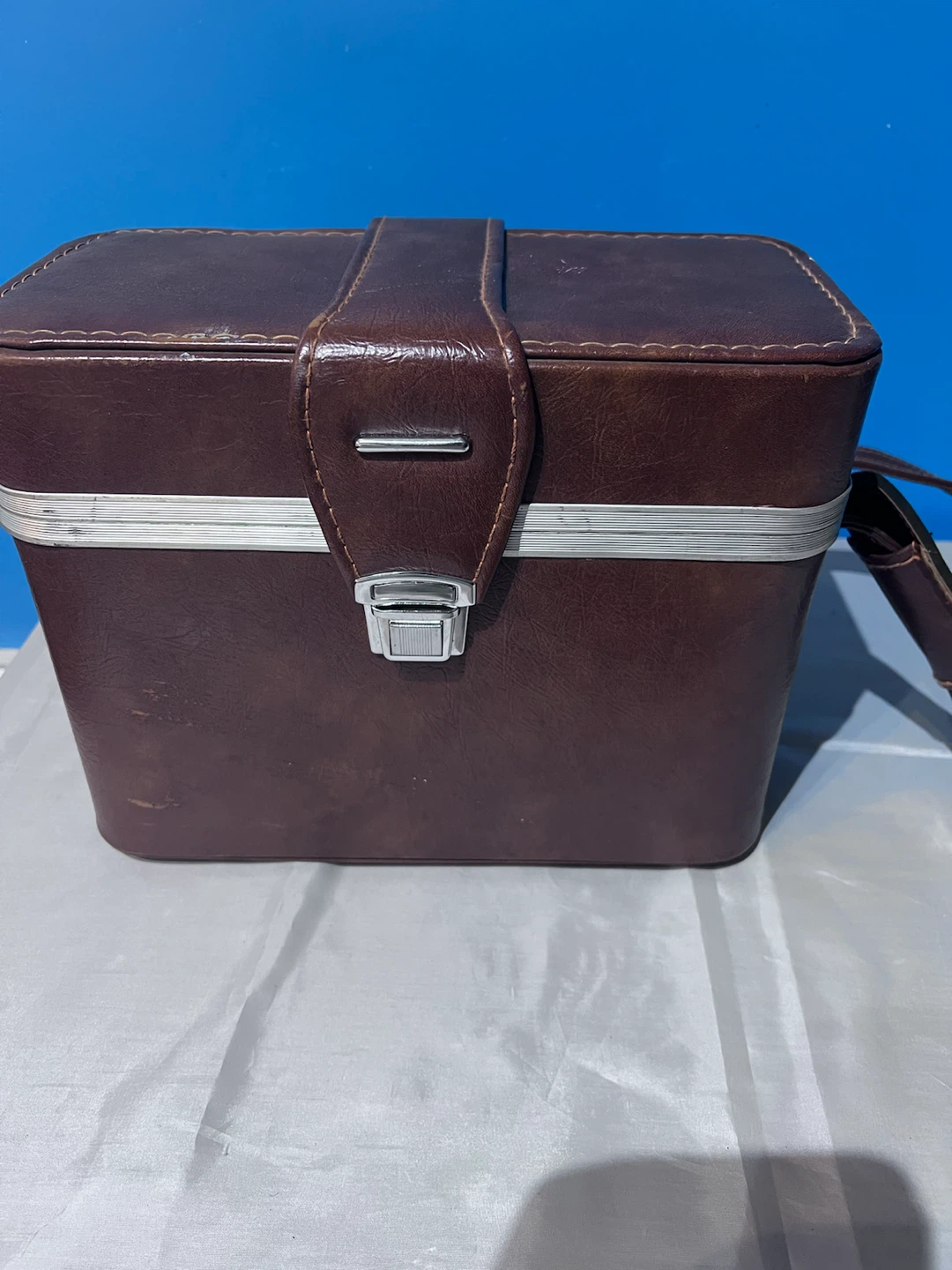 Canon AE-1 Program 35mm Film Camera with Case and Lens - photo 3