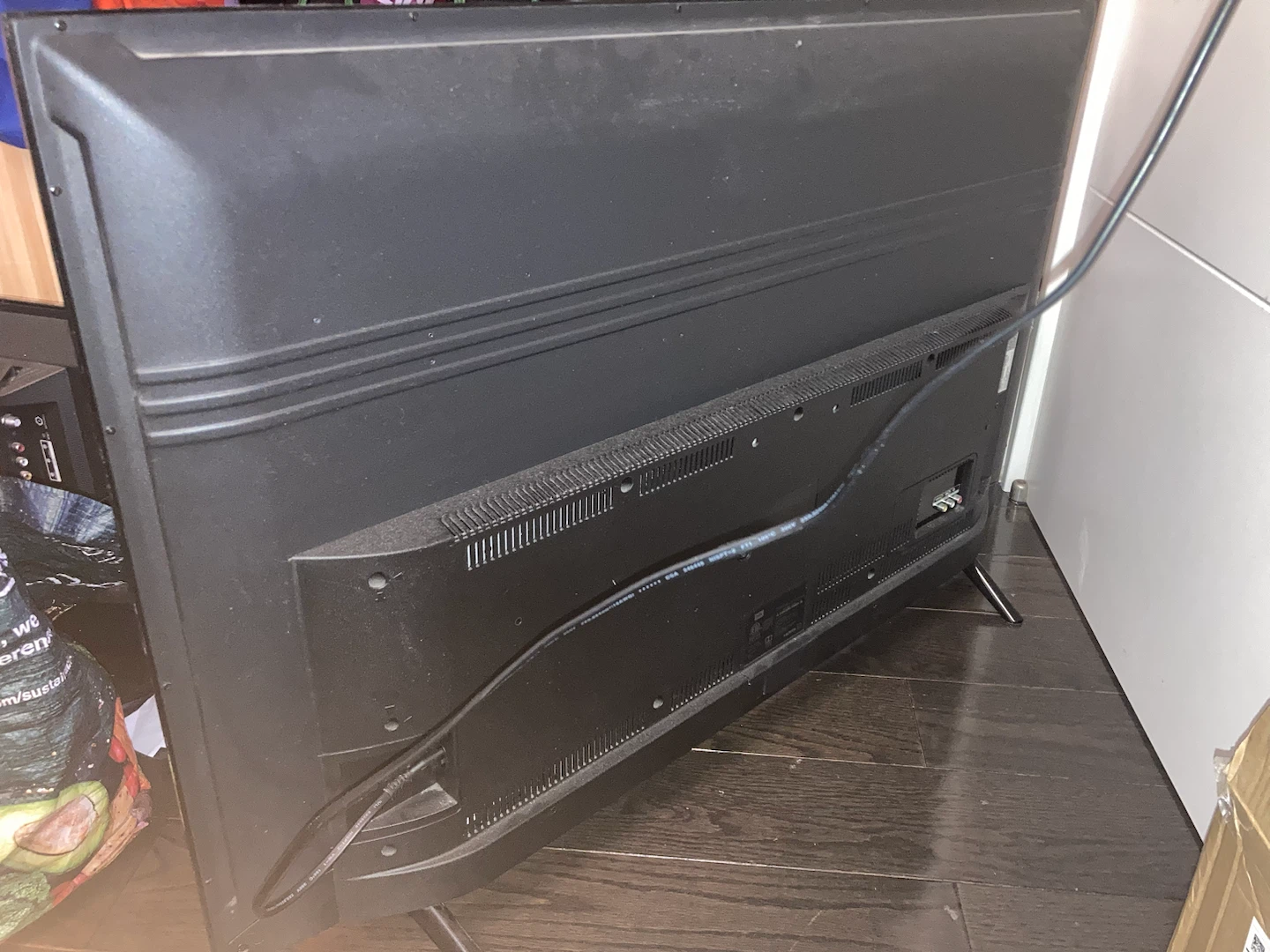 43in tcl roku tv model 43s303 - photo 2