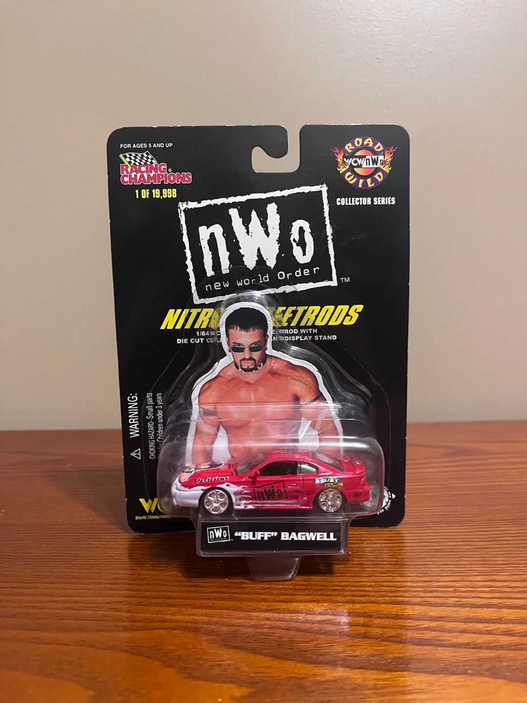 VINTAGE (1998) RACING CHAMPIONS NWO BUFF BAGWELL diecast car