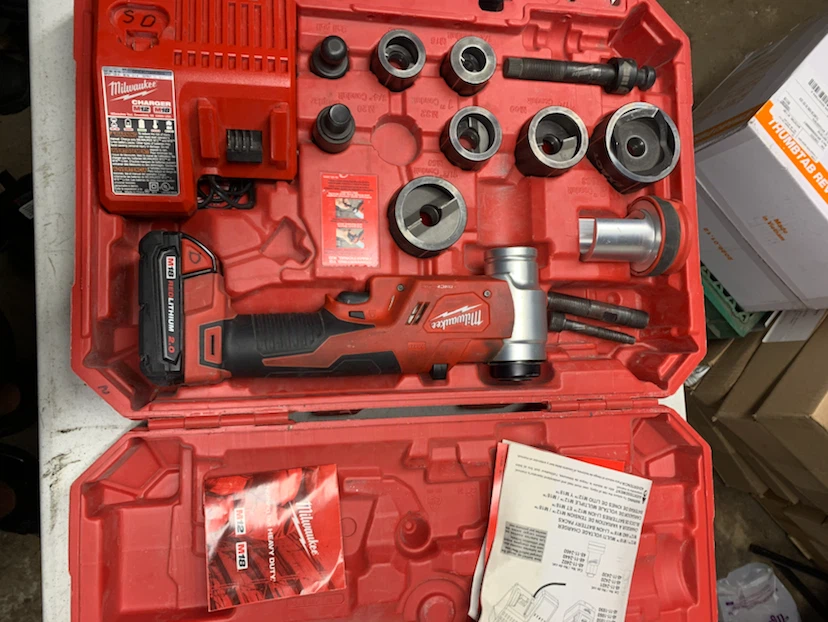 Milwaukee M18 FORCE LOGIC 6T Knockout Master Kit Full Set