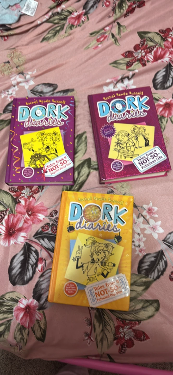 Dork Diaries Book Set by Rachel Renée Russell